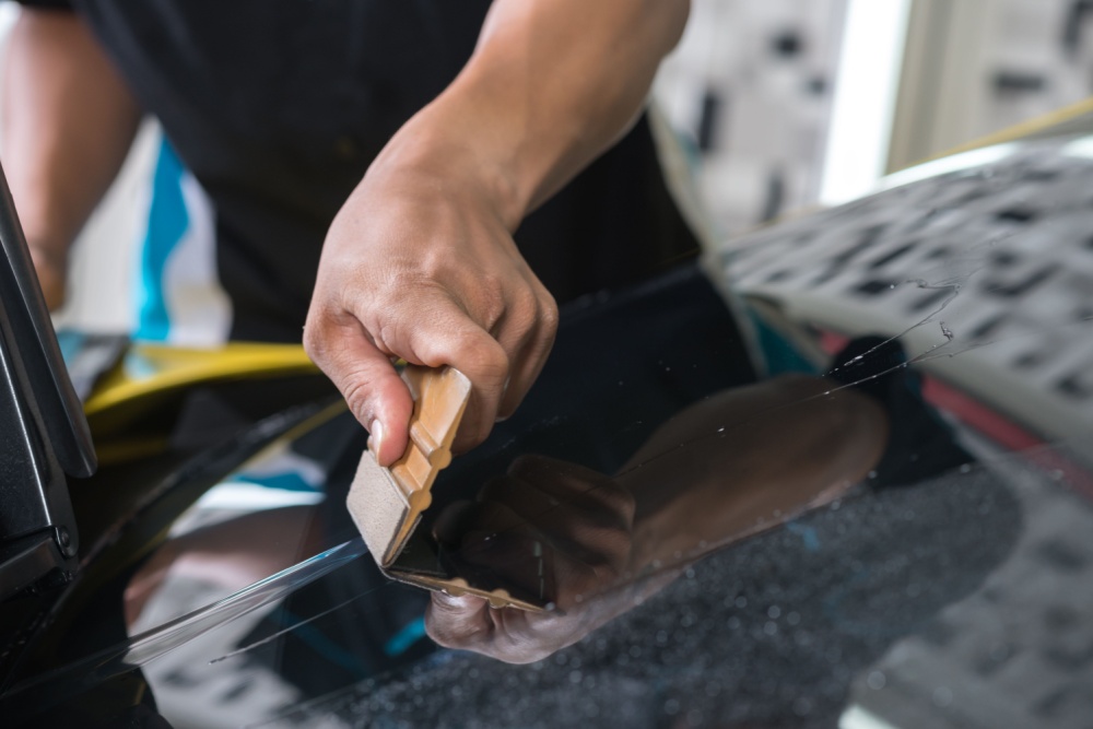 Windshield protection film installation